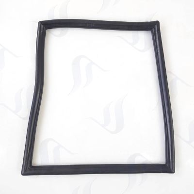 Rear windshield glass weatherstripping seal FZJ71 75 without moulding SWB door LH