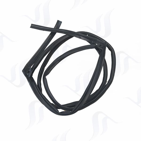 Nissan X-Trail Rouge T32 2013 door rubber weatherstrip seals RL 82831-4CA1A