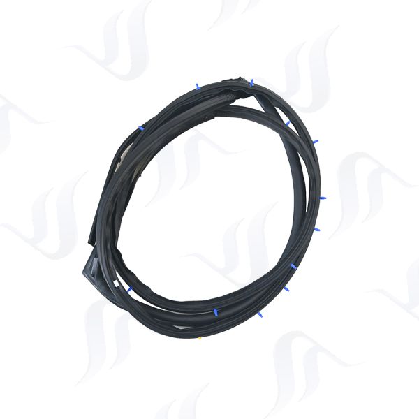 Nissan X-Trail Rouge T32 2013 door rubber weatherstrip seals RR 82830-4CA1A
