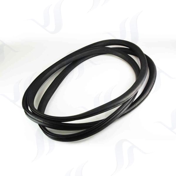nissan ud cw30 windshield rubber