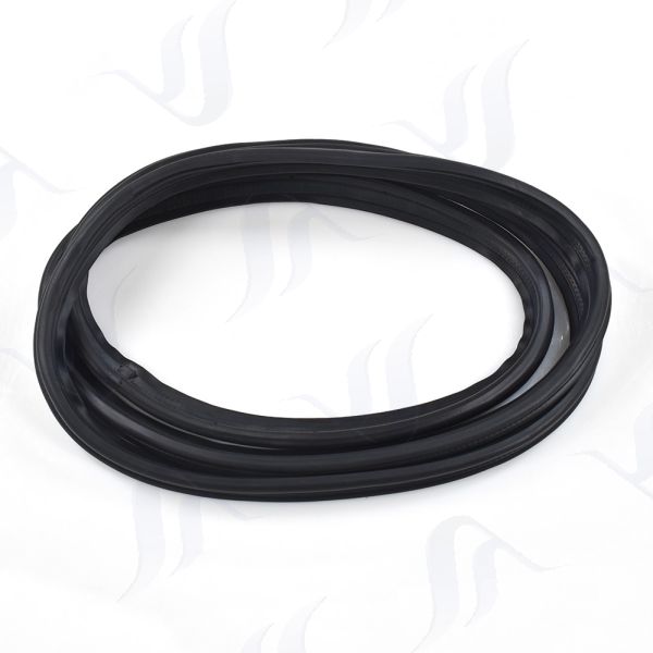 Toyota Fortuner 2004-2015 trunk lid rubber seal