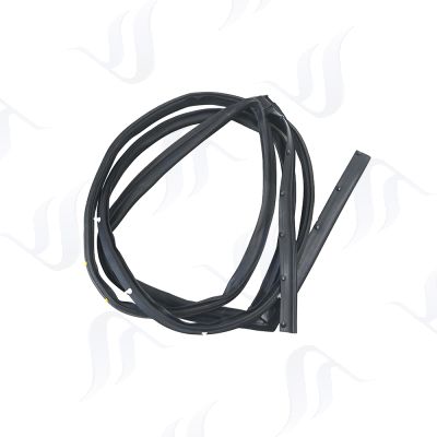 Nissan X-Trail Rouge T32 2013 door rubber weatherstrip seals RL 82831-4CA1A
