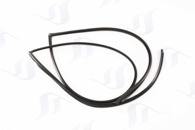 Windshield moulding Nissan X-Trail T30 2000-2007 Front